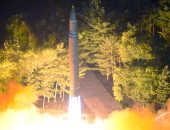 بالصور.. كوريا الشمالية تجرى تجربة ثانية لإطلاق صاروخ باليستى عابر للقارات