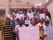 عمال القابضة للمياه بسيناء يطالبون بمساواتهم بزملائهم فى المقاولون العرب