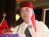 سفير المغرب يحث الجماهير المغربية على زيارة المعالم الأثرية بمصر