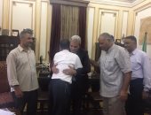 جابر نصار للعمال فى آخر يوم له بجامعة القاهرة: "أنا آسف.. تعبتكم كتير"