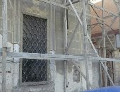 بالصور.. آثار الإسكندرية تبدأ ترميم مسجد إنجى هانم بعد سنوات من الإهمال