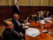 محافظة الإسكندرية يصل "محلية البرلمان" متأخرا بسبب تعطل قطارات السكة الحديد