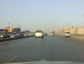 إضاءة الأعمدة نهارًا على الطريق الدائرى فى المرج رغم دعوات الترشيد