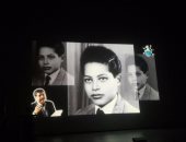 معلم زويل: زملاءه تنازلوا له عن المنحة و لم نكن نغير منه بل نفتخر به