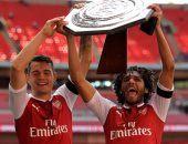 محمد الننى يتوج بطلاً للدرع الخيرية مع أرسنال أمام تشيلسى