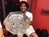 محمد الننى يحتفل بثانى ألقابه مع أرسنال على تويتر