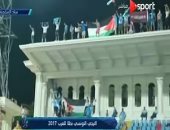 بالفيديو.. مشجعو الفيصلى الأردنى يصعدون أعلى استاد الإسكندرية لرفع علم بلادهم