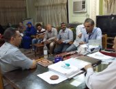 مستقبل وطن ببنى سويف يناقش مشكلات مواطنى الواسطى مع رئيس المدينة 