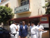 بالصور.. مدير أمن الأقصر يتفقد أقسام وحجز مركز شرطة أرمنت