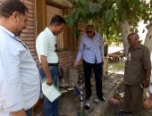 رئيس مدينة ديروط يضبط ٤ موظفين بالهندسة الزراعية أثناء شرب الشيشة داخل الإدارة