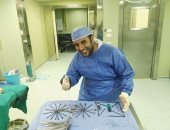 طبيب "استخراج مسامير من معدة مريض": اعتاد  بلع المعادن وأنقذناه فى 3 ساعات