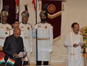 بالصور: نائب الرئيس الهندى الجديد يؤدى اليمين الدستورى