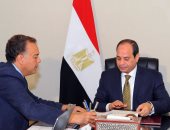 السيسي يجتمع بوزير النقل لمتابعة نتائج تحقيقات تصادم قطارى الإسكندرية
