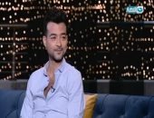 هيثم شاكر: صوت والدى الجميل جذبنى لعالم الغناء