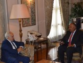 سامح شكرى يبحث جهود تسوية الأزمة الليبية مع المبعوث الأممى غسان سلامة