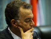 شاهد 9 صور لوزير النقل بالبرلمان خلال مناقشة أسباب حادث قطار الإسكندرية  