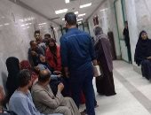 عمال مستشفى إدفو يطالبون بصرف المستحقات المتأخرة 