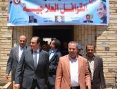 محافظ الدقهلية ووكيل وزارة الصحة يتفقدان قافلة طبية بإحدى القرى