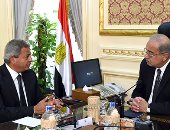 رئيس الوزراء يلتقى وزير الشباب والرياضة لمتابعة المنافسات الدولية بمصر