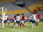 بالصور.. 30 دقيقة.. المصري يضغط ونجيب ينقذ الأهلى من "هدف مُحقق"