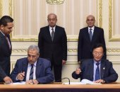 بالصور.. رئيس الوزراء يشهد توقيع اتفاقية مع شركة كورية لزراعة 300 ألف فدان بالقطارة