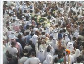 المئات يشيعون جثمان الفنان الكويتى عبدالحسين عبدالرضا