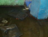 بالصور.. أهالى قرية كفر الدوار بالغربية يشكون إرتفاع منسوب المياه الجوفية