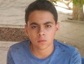 بالفيديو.. طفل مصاب بحادث السخنة: والدتى وشقيقى اختفوا فى الحادث