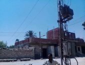 بالصور..تغيير جميع أسلاك الجهد المتوسط بقرية بصرة لكابلات كهربائية مغطاة  