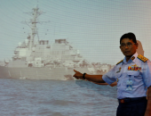 بالصور.. مؤتمر صحفى للبحرية الماليزية لتوضيح ملابسات حادث المدمرة الأمريكية