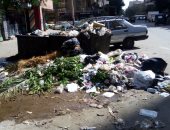 انتشار القمامة فى شارع طومان باى بالزيتون والأهالى يطالبون الحى بتطهير المكان