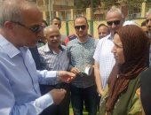 عمال الإدارة التعليمية بكفر شكر يطالبون محافظ القليوبية بصرف رواتبهم المتأخرة 