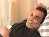 هنيدى يسخر من صورة أحمد فهمى الغريبة.. ويعلق: هو بابا نويل عضك