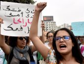 بالصور.. اعتصام بالمغرب تنديدا بالعنف الجنسى ضد النساء على خلفية اغتصاب فتاة
