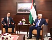 مسؤول فلسطينى يؤكد انه سيكون من "السخيف تماما" الا يدعم ترامب حل الدولتين