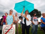 بالصور.. مظاهرات أمام سجن بولاية فلوريدا عند تنفيذ حكم الإعدام بحق سجين