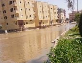 شكوى من غرق شوارع المنطقة السادسة بمدينة السادات بعد كسر ماسورة مياه