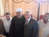 بالصور.. إنهاء خصومة ثأرية بين أبناء عمومة راح ضحيتها 6 أشخاص بأسيوط