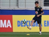 بالفيديو.. كوتينيو يخدع ليفربول ويظهر فى تدريبات البرازيل