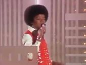 فى فيديو نادر.. عندما غنى مايكل جاكسون بحفل توزيع جوائز الأوسكار عام 1973