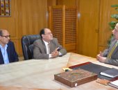 محافظ الإسماعيلية يستقبل رئيس الإدارة المركزية للمديرية المالية
