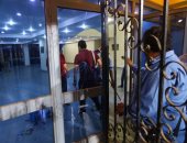 بالصور.. باسم مرسى يكسر زجاج بتروسبورت بعد الفوز على الرائد