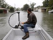 إعصار هارفى يصل لويزيانا ويجبر 32 ألف شخص على ترك منازلهم