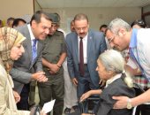محافظ أسيوط والقيادات الأمنية يتفقدون المستشفيات العامة 