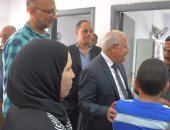 بالصور..محافظ بورسعيد يتابع سير العمل بالمستشفيات في أول أيام عيد الأضحى