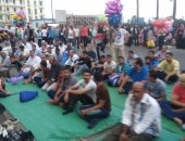 بالصور.. توافد المصليين على ساحة القائد إبراهيم بالإسكندرية