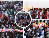 العيد فرحة.. "بلالين طايرة" فوق المصلين بمسجد أبو بكر الصديق بشيراتون