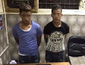 شابان يستغلان سفر خالتهما للمصيف ويستوليان على مشغولاتها بباب الشعرية