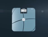 علماء يطورون مرآة ذكية مقترنة بميزان لقياس الوزن
