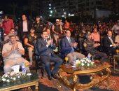 بالصور.. محافظ الدقهلية يكرم المتفوقين من طلاب الشهادات العامة